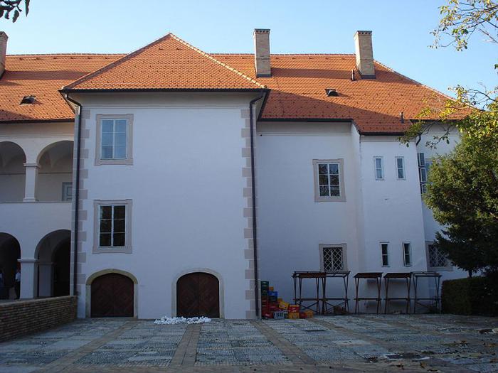 dvorac-orsic-3.jpg