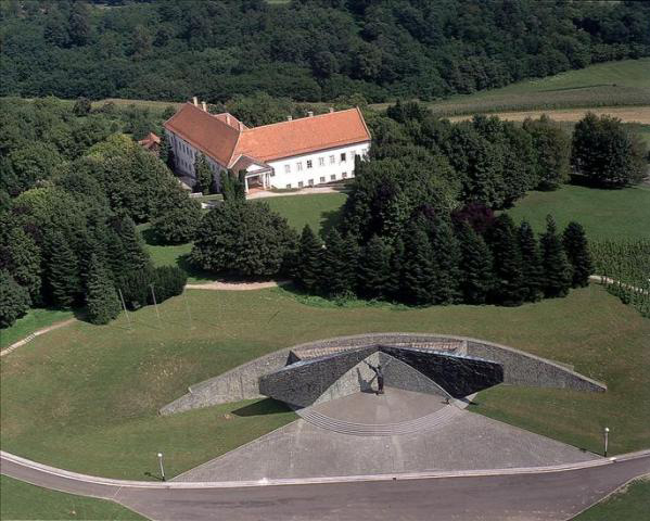 dvorac-orsic-5.jpg